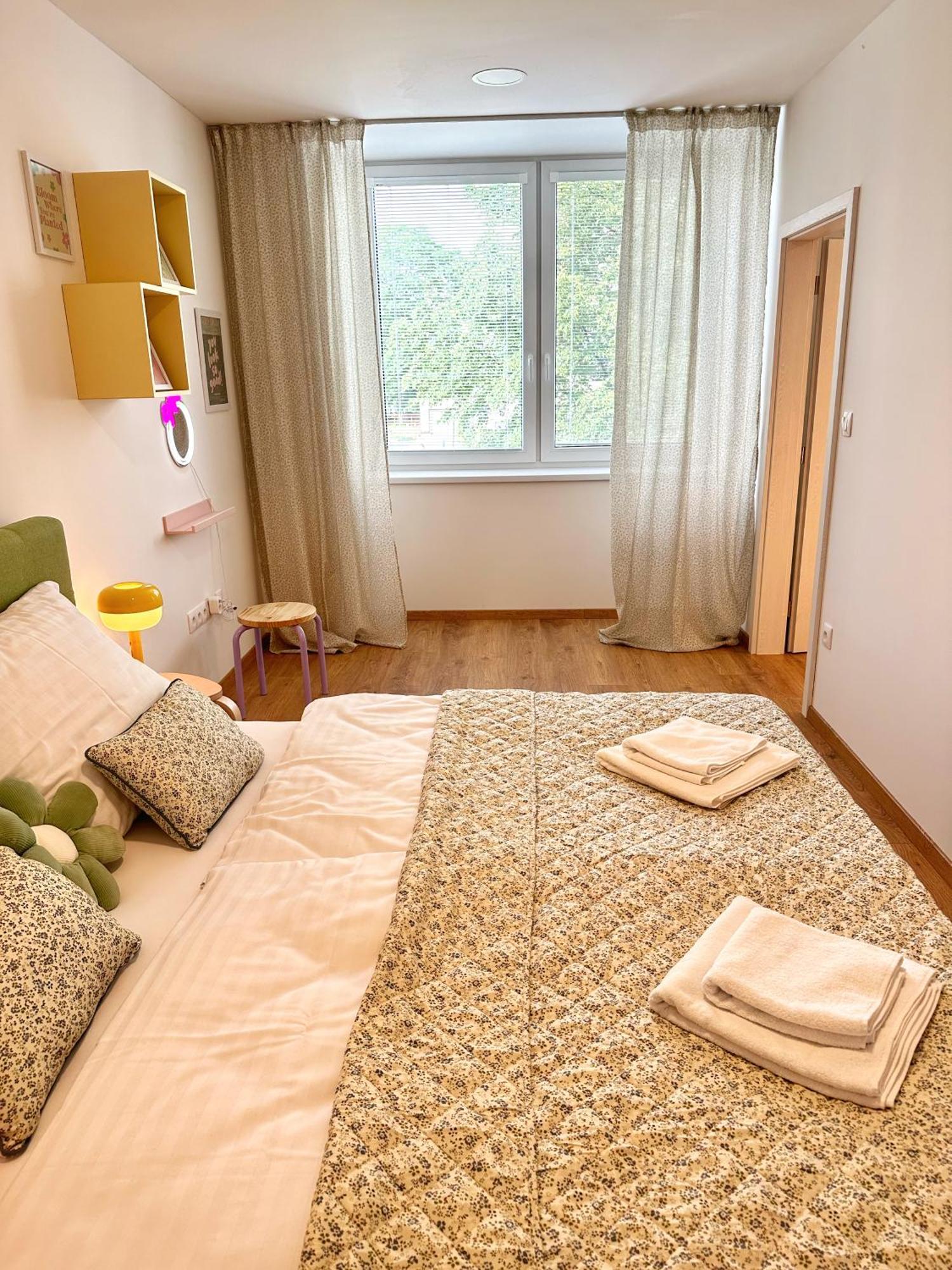City Apartment I Trenčín Kültér fotó